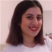 Ragazza diplomata al liceo classico offre ripetizioni private di inglese, spagnolo e italiano (sia in letteratura che in grammatica) per studenti delle scuole medie e superiori